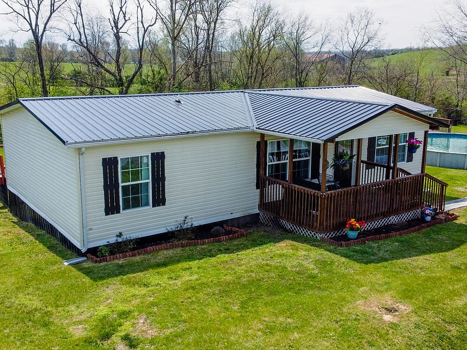 1st image of 640 Meadowbrook Dr