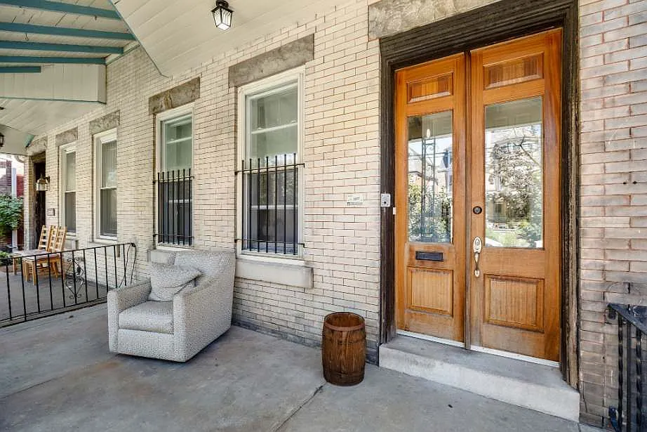 5 bed, 2800 sqft, $2,995 — Photo 4