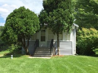 438 Wattles Rd N, Battle Creek, MI 49014