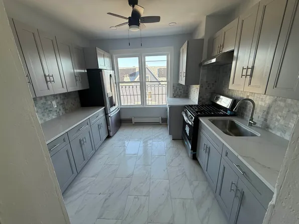 375 Kennedy Boulevard image 12 of 17