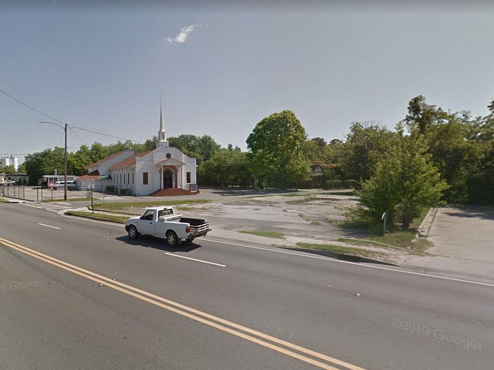 1st image of 601 S Patterson St