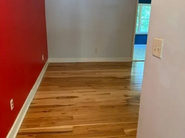 30 Arpege Way NW, Atlanta, GA 30327