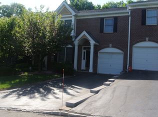 55 Summer Hill Rd, Wayne, NJ 07470