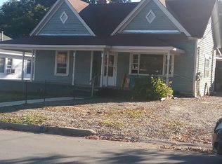 123 N Maple St, Mooresville, NC 28115