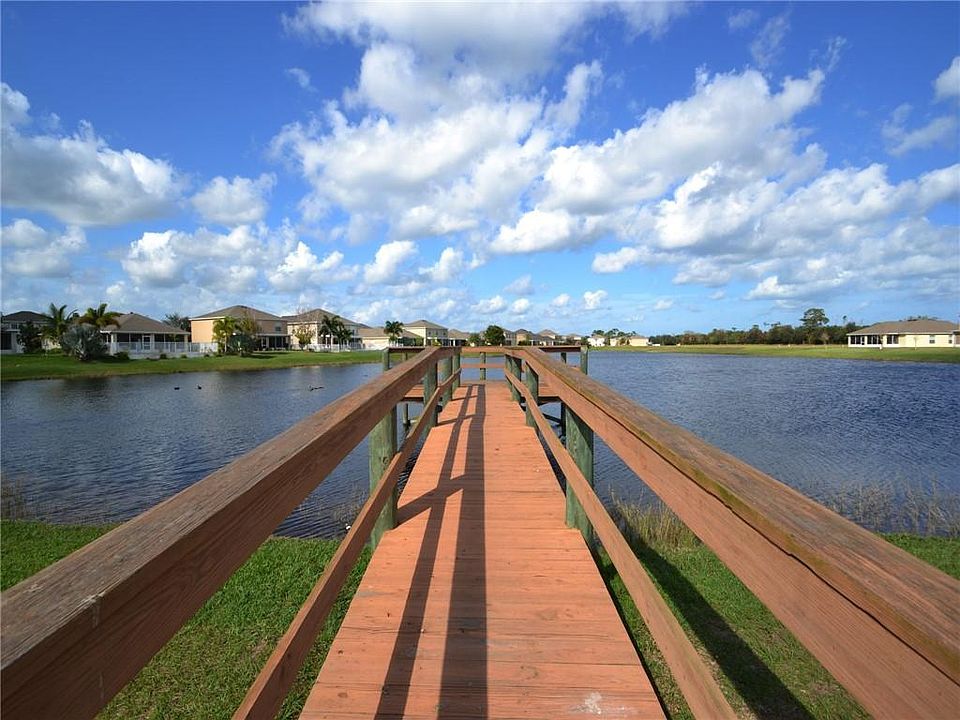 1st image of 5904 Ridge Lake Cir