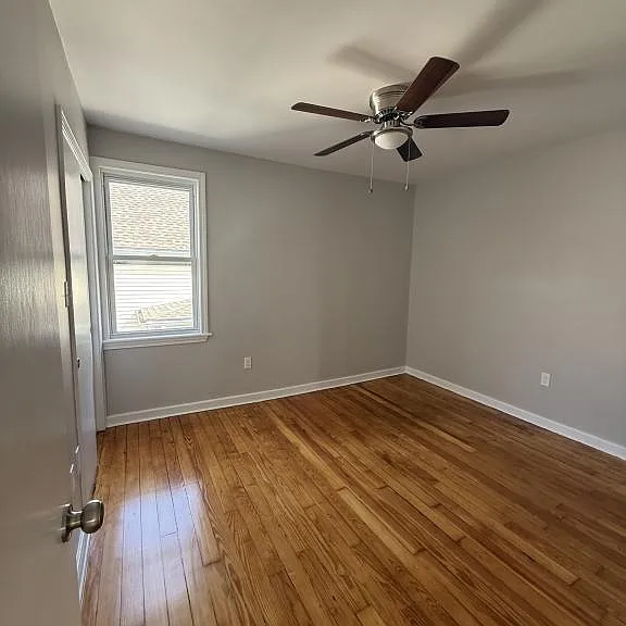 225 Davis St — Photo 5