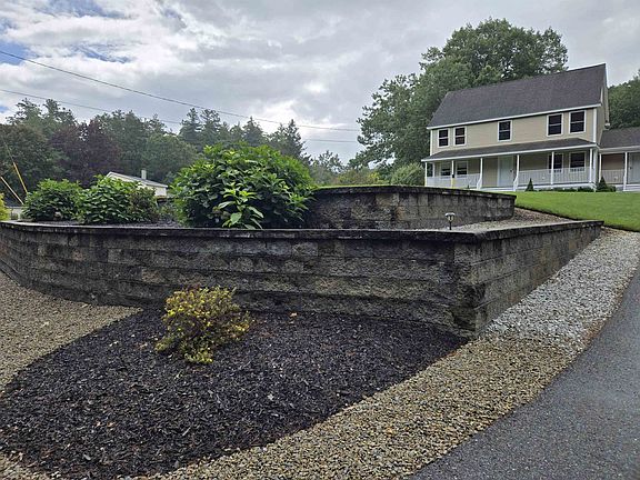 3rd image of 82 Dutton Road