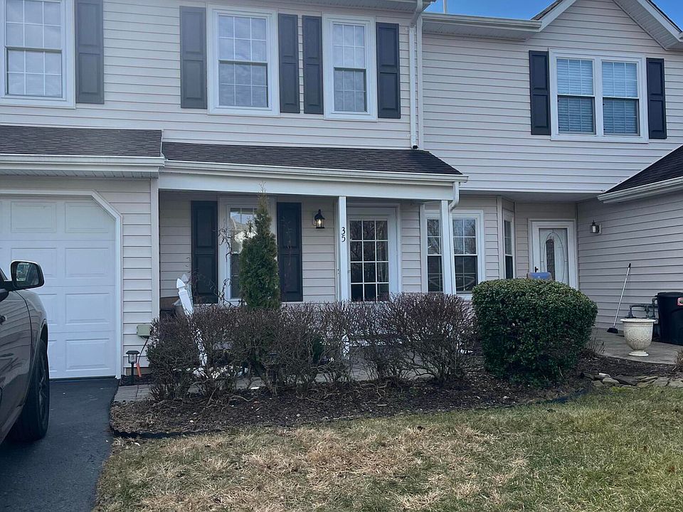 1st image of 35 Sloop Square