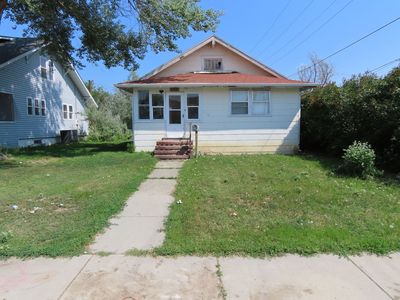 115 6th St W, Hardin, MT, 59034