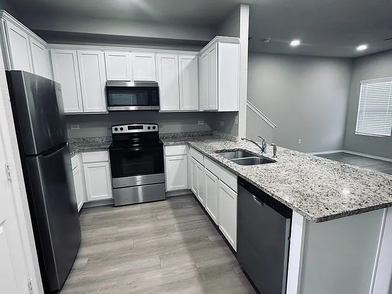 7356 Misty Mdws — Photo 4