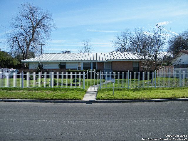 1st image of 7026 Baywater Dr