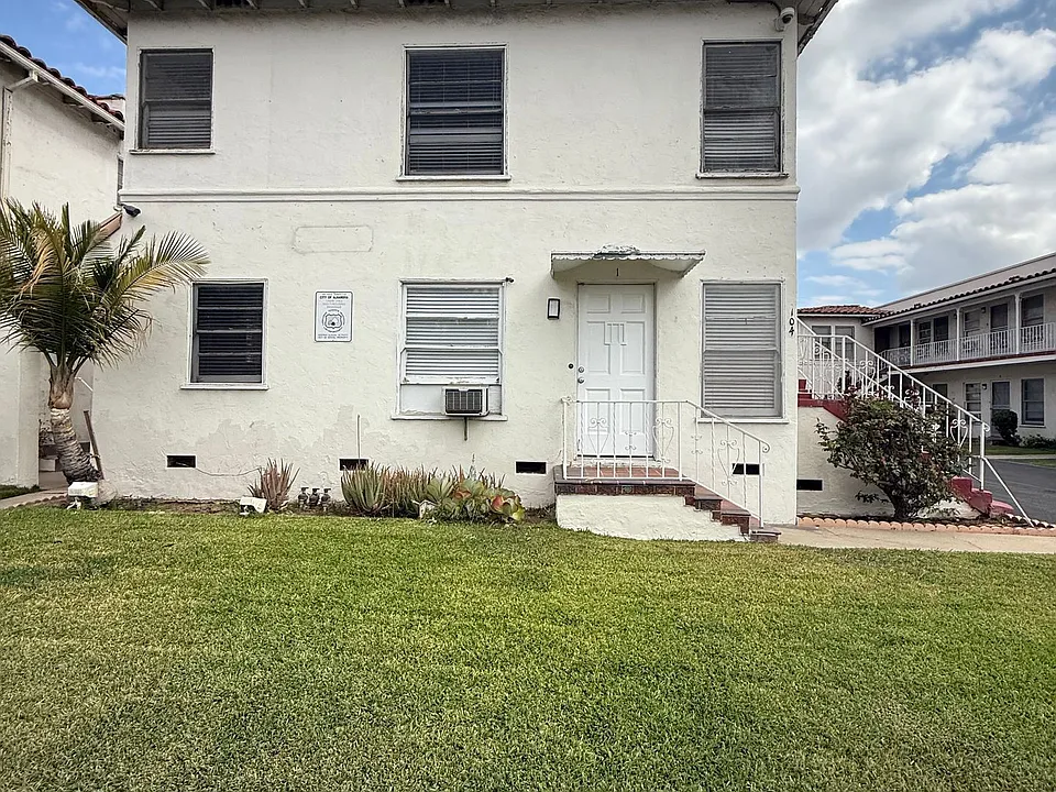 Evans Apartments