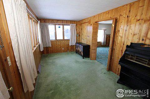 4th image of 841 University Dr