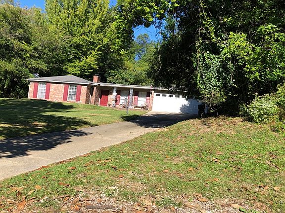2nd image of 1413 Wisteria Dr