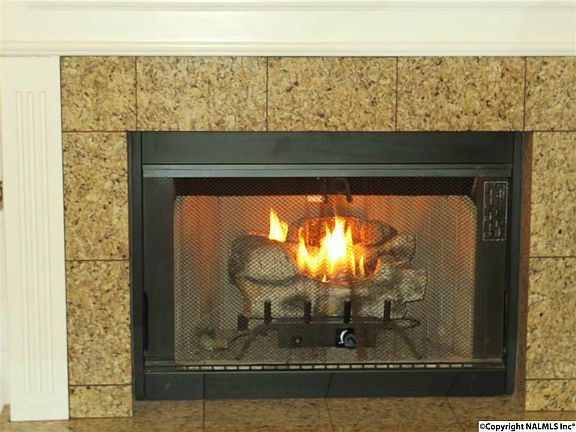 4th image of 15033 Ashmont Cir SE