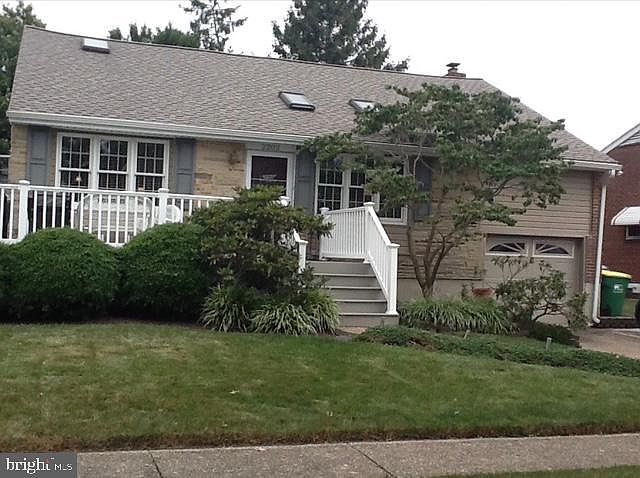 1st image of 2202 Foote Rd