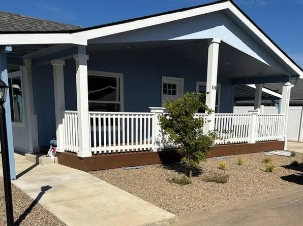 333 Mountain View Dr Unit 104, Talent, OR 97540