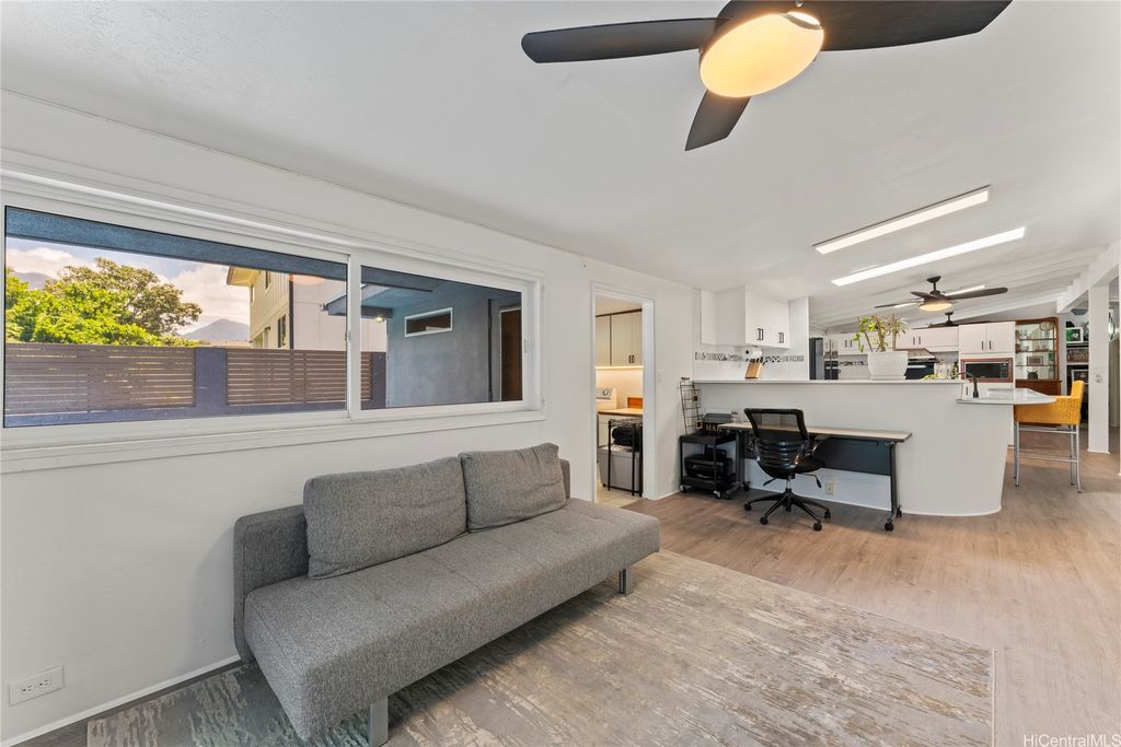 1027 Alahaki St, Kailua, HI - More