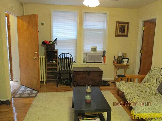 Rented by Windsor Homes Realty Corp | media 15