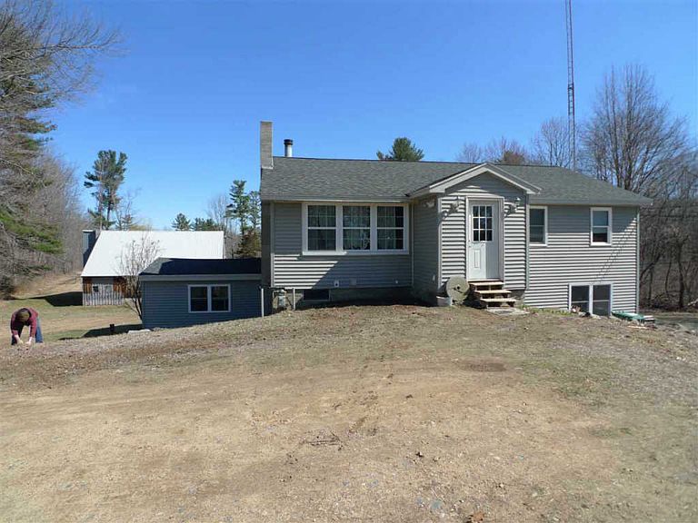 71 Main St East Kingston, NH, 03827 Apartments for Rent Zillow