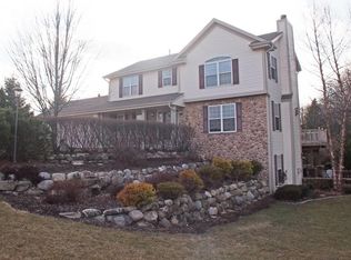 5020 Mesa Ct, Waterford, WI 53185