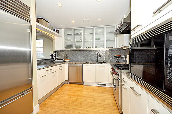 Sold by Industrie Residential | media 2