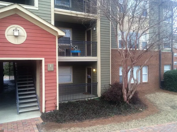 2100 Old Taylor Rd APT 136, Oxford, MS 38655