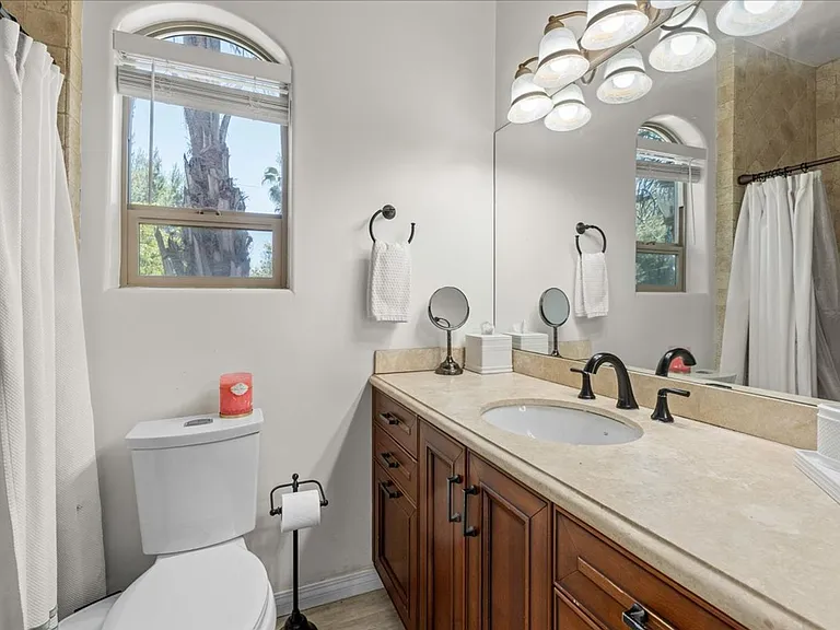 5404 Bellingham Ave #2 — Photo 10