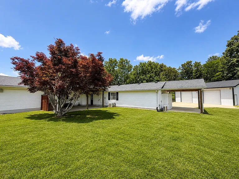 876 W Point Rd — Photo 23