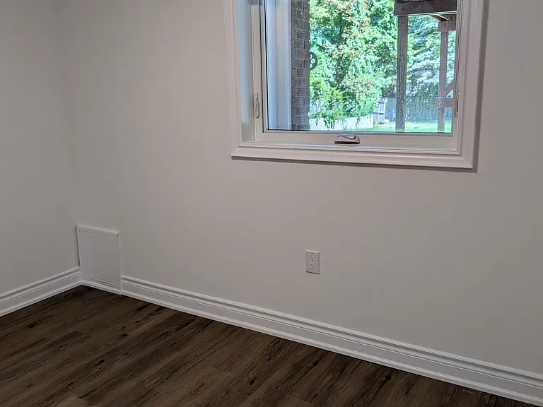 251 Meadow Rd #2 — Photo 7
