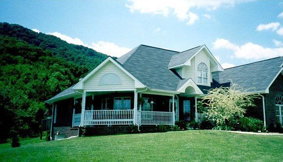 1st image of 174 Scism Ln