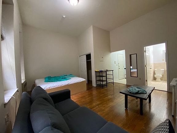 2nd image of 159 W 71st St #1F