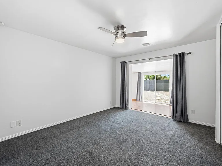 8639 E Virginia Ave — Photo 12