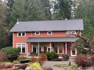 9356 Hemlock Ave NE, Bainbridge Island, WA