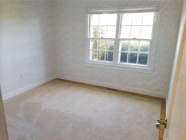 2367 Route 100 — Photo 22