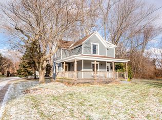 1714 Riverside Rd, Benton Harbor, MI 49022