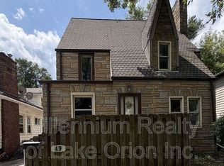 49 Neome Dr, Pontiac, MI 48341