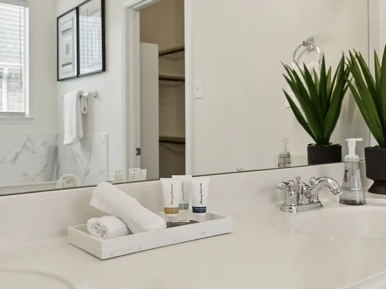 8824 Tyler Dr — Photo 24