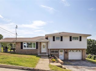 404 Broad St, Derry, PA 15627