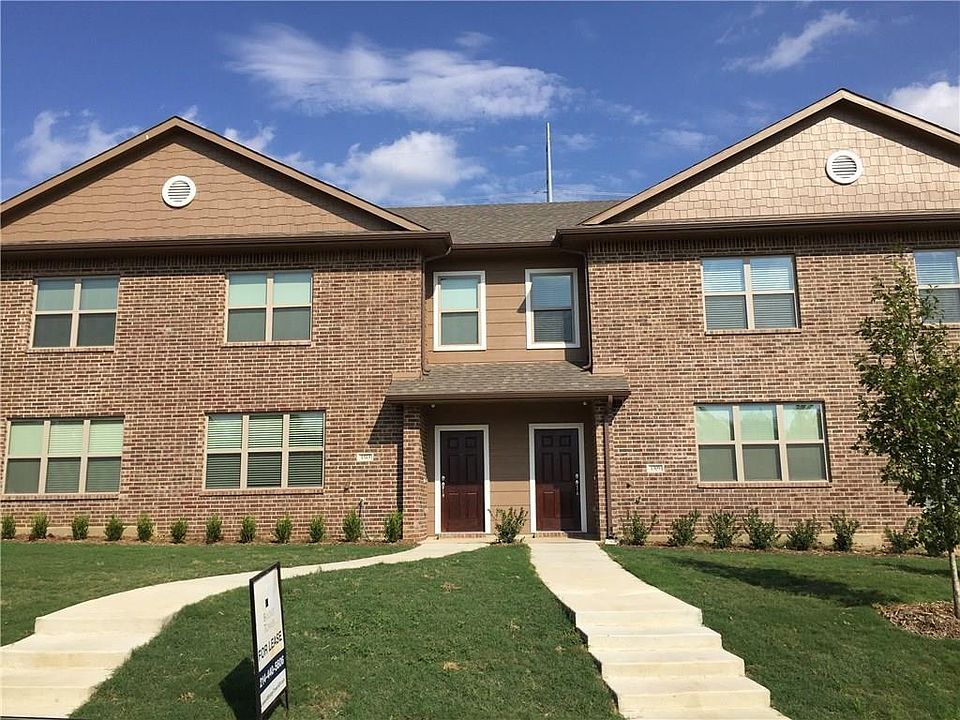 1st image of 1333 Lake Crest Ln