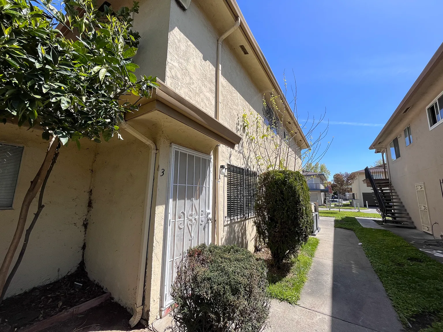 2bd Condo, Antioch — Photo 2