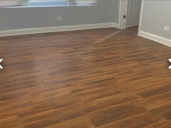3rd image of 6940 S King Dr #2N