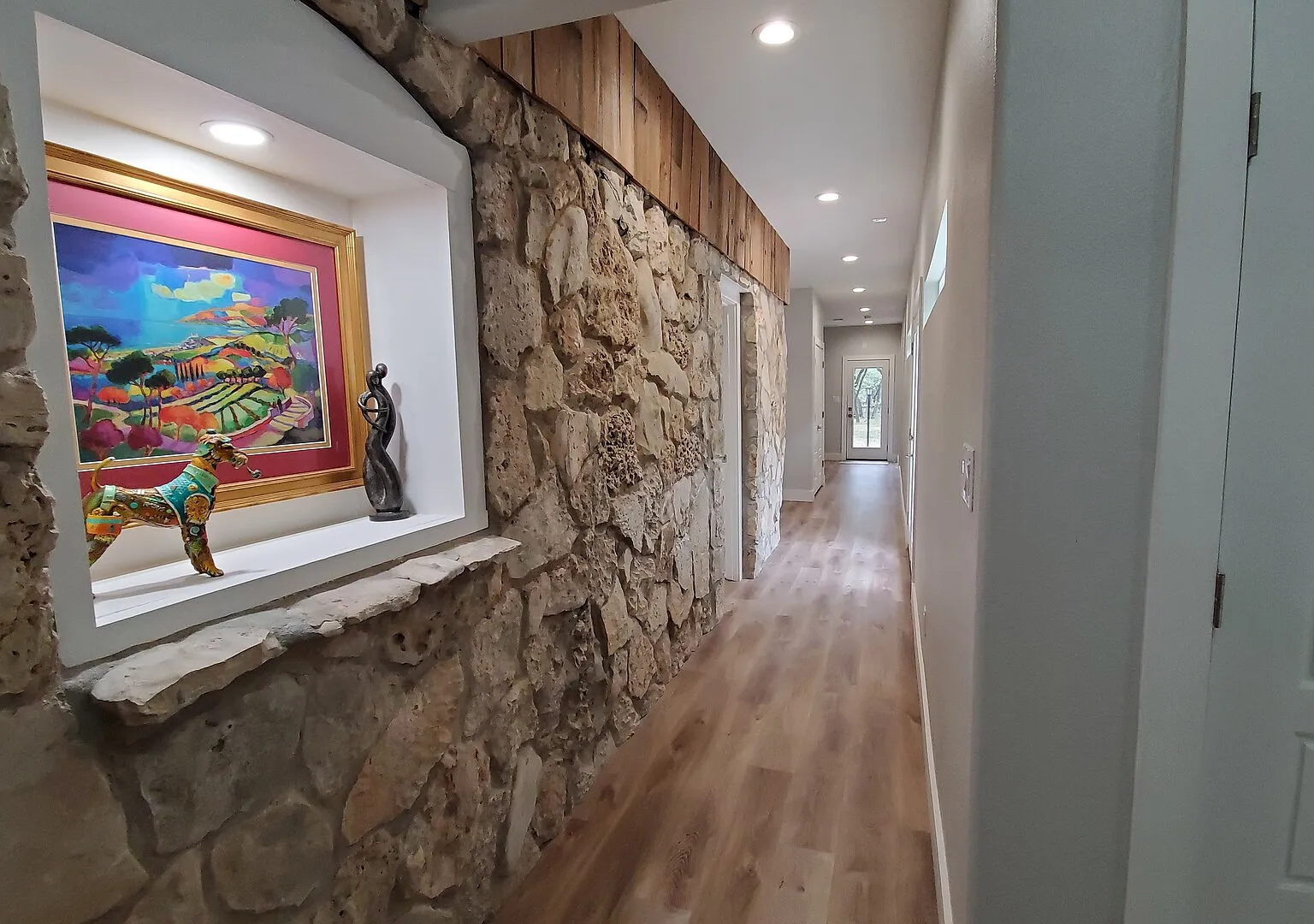 Charming Estate Home in Forested Helotes — Photo 3