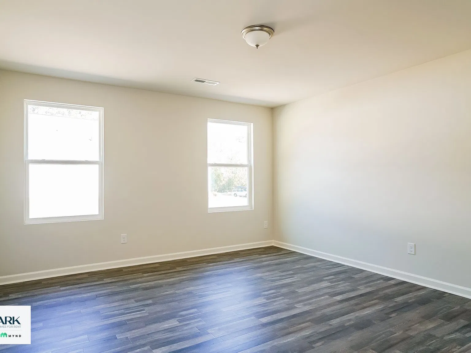 4 bed, 2.0 bath, 1607 sqft, $1,775 — Photo 2