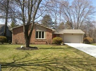 2948 Vincent Rd, Stow, OH 44224