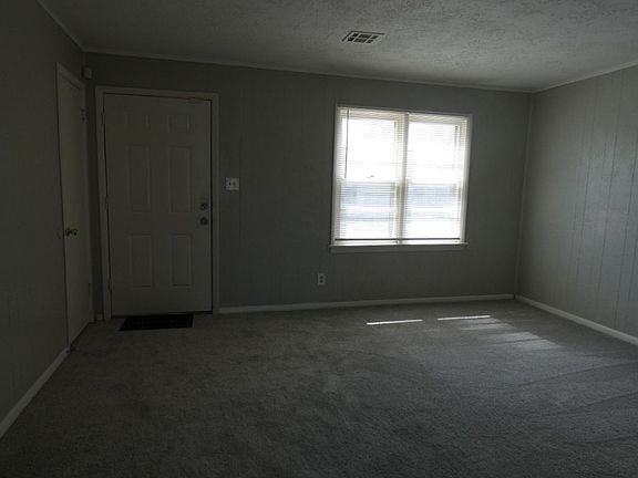 4th image of 1509 NW Williams Ave