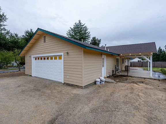 5th image of 2570 Campo Rd