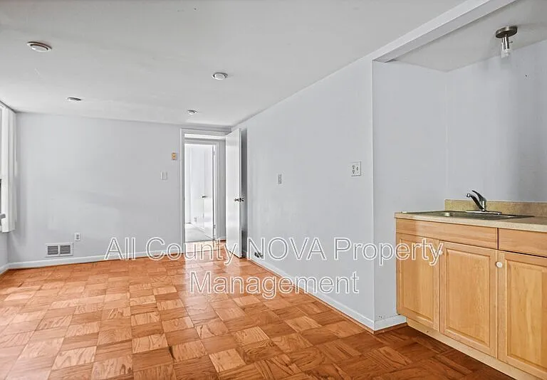 8108 Timber Valley Ct — Photo 8
