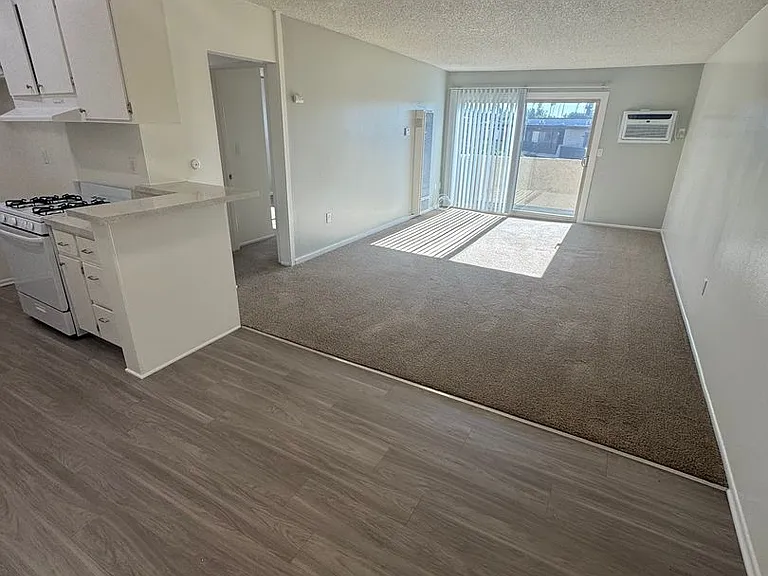 1219 N State College Blvd — Photo 20
