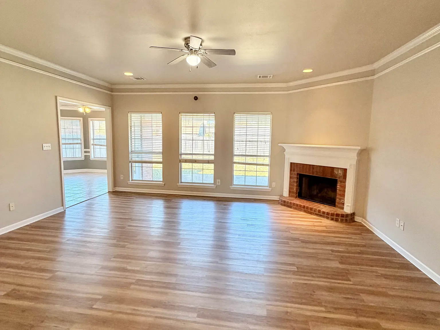 3 bed, 1610 sqft, $1,895 — Photo 3